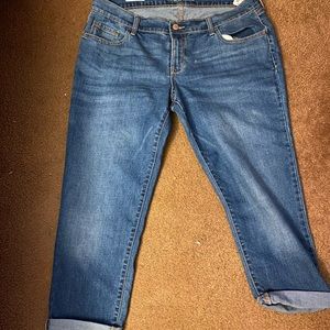 Old navy boyfriend capris! New!